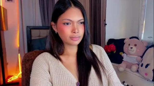 Image 12 of amor_prinsesa Stream on Chaturbate on 1 month ago