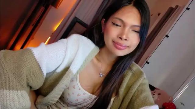 Image 10 of amor_prinsesa Stream on Chaturbate on 1 month ago