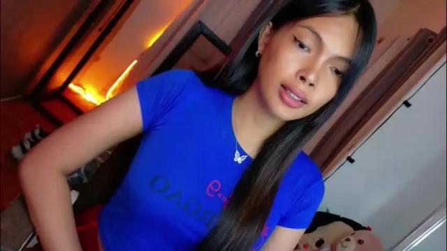 Image 12 of amor_prinsesa Stream on Chaturbate on 26 days ago