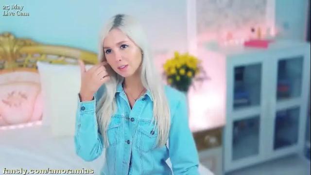 Image 3 of amoramias Stream on Chaturbate on 15 days ago