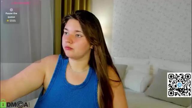 Image 6 of amy__wood Stream on Chaturbate on 2 months ago