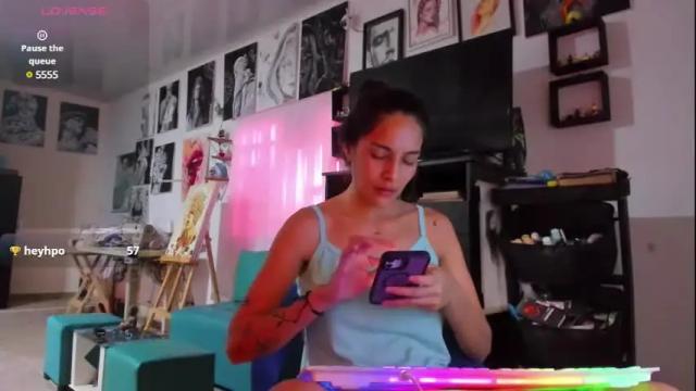 Image 10 of amy_and_eloise Stream on Chaturbate on 1 month ago