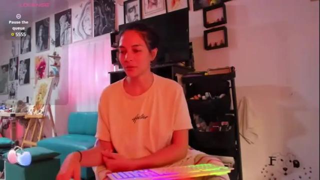 Image 12 of amy_and_eloise Stream on Chaturbate on 1 month ago