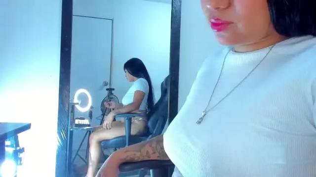 Image 7 of amy_flowers_ Stream on Chaturbate on 20 months ago