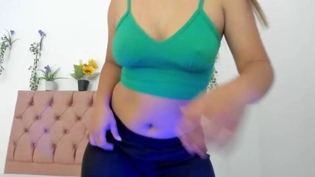 Image 6 of amy_riddle Stream on Chaturbate on 16 months ago