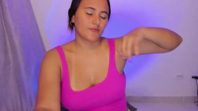 Image 11 of amy_riddle Stream on Chaturbate on 14 months ago