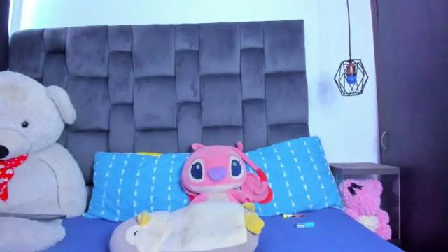 Image 12 of amy_rousse1 Stream on Chaturbate on 16 months ago