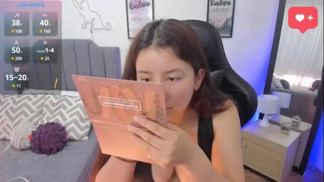 Image 12 of amy_sophiaa Stream on Chaturbate on 2 days ago