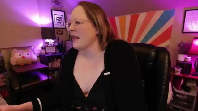 Image 7 of amyaphrodite Stream on Chaturbate on 15 months ago