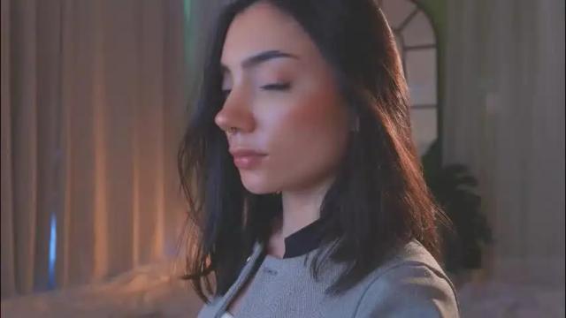 Image 4 of amyarmstrong Stream on Chaturbate on 1 month ago