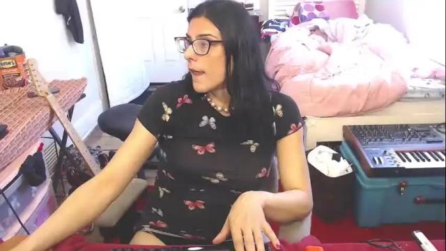 Image 2 of amyattack Stream on Chaturbate on 1 month ago