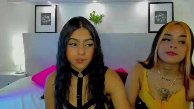 Image 10 of amybarton Stream on Chaturbate on 16 months ago