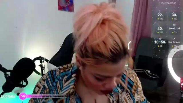 Image 7 of amycollinns Stream on Chaturbate on 15 months ago