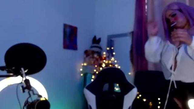 Image 8 of amycollinns Stream on Chaturbate on 14 months ago