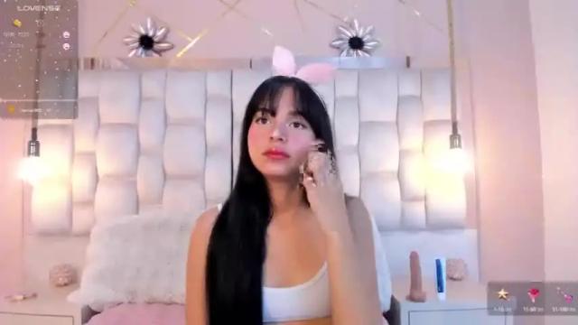 Image 8 of amycortes Stream on Chaturbate on 19 months ago