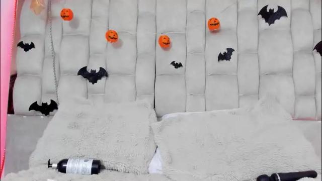 Image 6 of amycortes Stream on Chaturbate on 11 hours ago