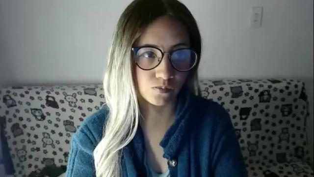Image 6 of amycosplay99 Stream on Chaturbate on 18 days ago