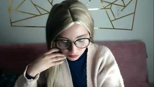 Image 12 of amycosplay99 Stream on Chaturbate on 26 days ago
