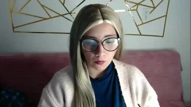 Image 2 of amycosplay99 Stream on Chaturbate on 26 days ago