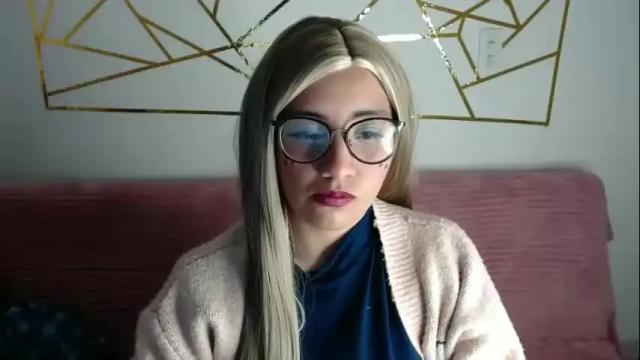 Image 4 of amycosplay99 Stream on Chaturbate on 26 days ago