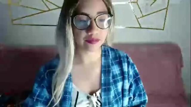 Image 12 of amycosplay99 Stream on Chaturbate on 15 days ago