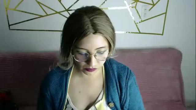 Image 7 of amycosplay99 Stream on Chaturbate on 6 days ago