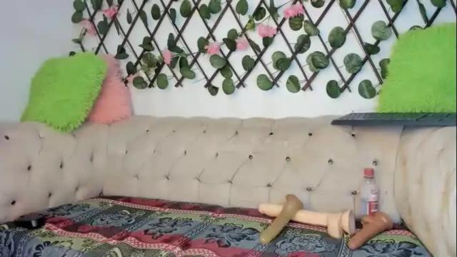 Image 6 of amydelahoz_8 Stream on Chaturbate on 1 month ago