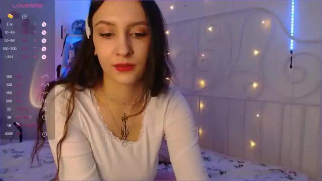 Image 6 of amylas Stream on Chaturbate on 17 months ago