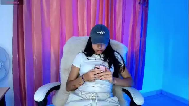 Image 8 of amyolimpo Stream on Chaturbate on 1 month ago