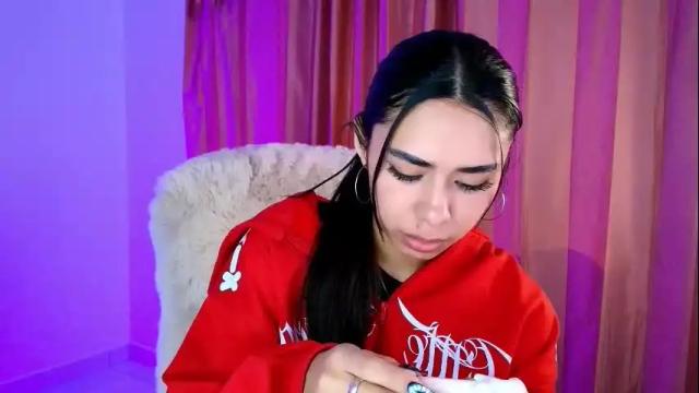 Image 3 of amyolimpo Stream on Chaturbate on 4 days ago