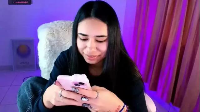 Image 8 of amyolimpo Stream on Chaturbate on 2 days ago