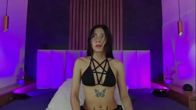 Image 3 of amypalmmer Stream on Chaturbate on 18 days ago
