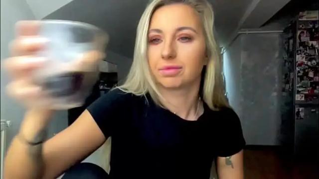 Thumbnail 1, amyroberta92's Stream at Chaturbate, 1 month ago