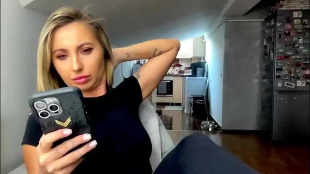 Thumbnail 2, amyroberta92's Stream at Chaturbate, 16 hours ago