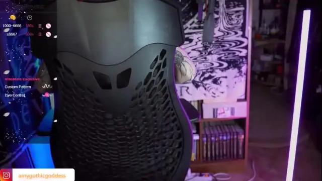 Image 2 of amywhitenessxx Stream on Chaturbate on 4 months ago