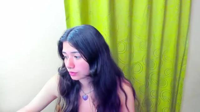 Thumbnail 1, amywhitexxd's Stream at Chaturbate, 21 months ago