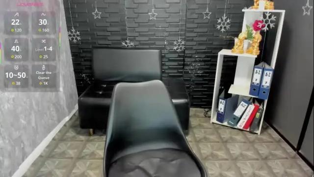 Image 4 of ana_diazz Stream on Chaturbate on 6 months ago