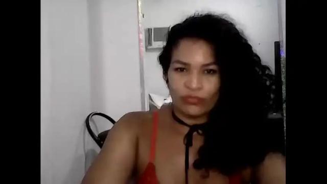 Image 3 of ana_executive Stream on Chaturbate on 13 months ago
