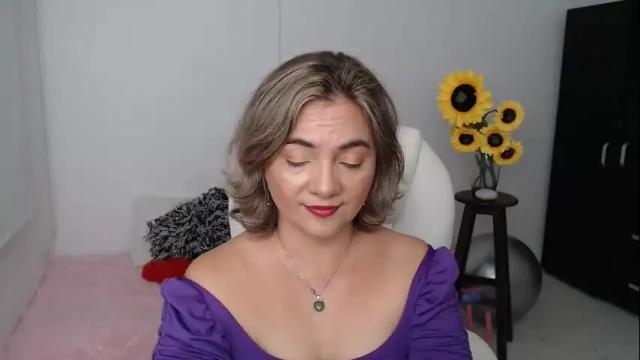 Image 11 of ana_hotmilfx Stream on Chaturbate on 1 month ago
