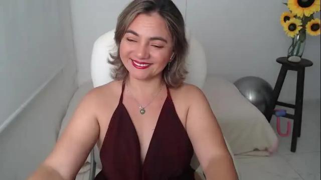 Image 3 of ana_hotmilfx Stream on Chaturbate on 14 days ago