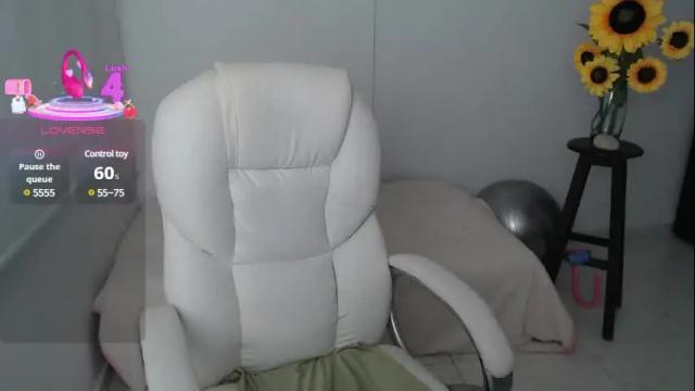 Image 10 of ana_hotmilfx Stream on Chaturbate on 12 days ago