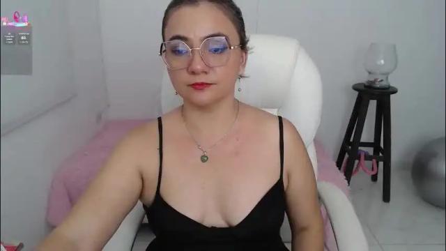 Image 7 of ana_hotmilfx Stream on Chaturbate on 22 hours ago