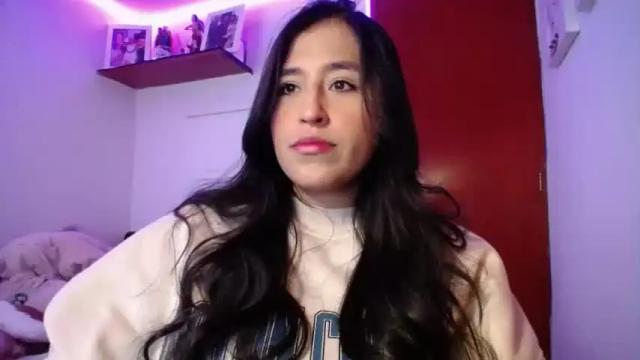 Image 3 of ana_m_ Stream on Chaturbate on 19 months ago