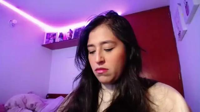 Image 4 of ana_m_ Stream on Chaturbate on 19 months ago