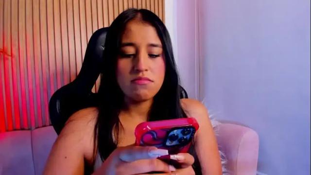 Image 6 of ana_m_ Stream on Chaturbate on 2 months ago