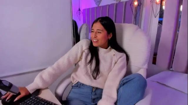 Image 8 of ana_m_ Stream on Chaturbate on 2 months ago
