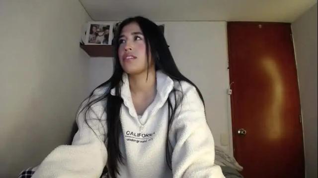 Image 6 of ana_m_ Stream on Chaturbate on 13 days ago