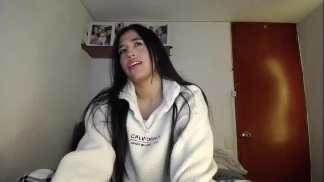 Image 7 of ana_m_ Stream on Chaturbate on 13 days ago