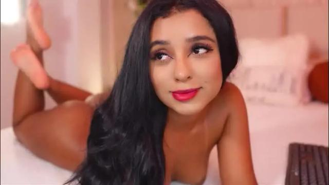 Image 4 of ana_maria11 Stream on Chaturbate on 25 days ago