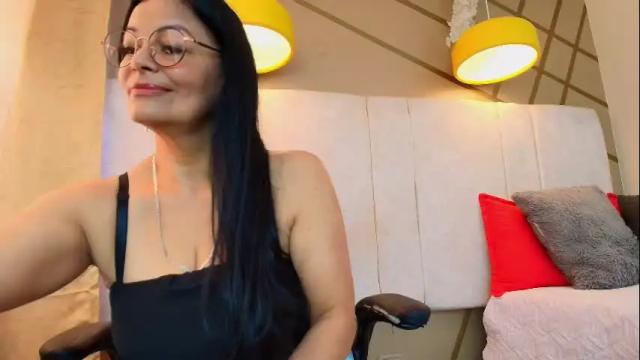 Image 8 of ana_mature_ Stream on Chaturbate on 1 month ago